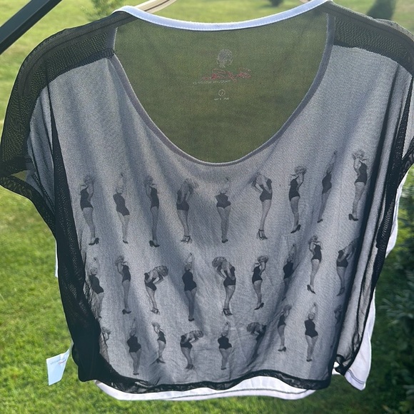 💋 Marilyn Monroe Woman’s Lg White Black Lightweight & Sheer Tee. - Picture 4 of 9
